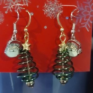🌲 🎅 Christmas tree, & Santa Christmas Earrings!